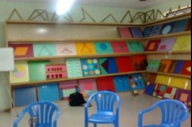 Colourful tiles for pattern and shape learning